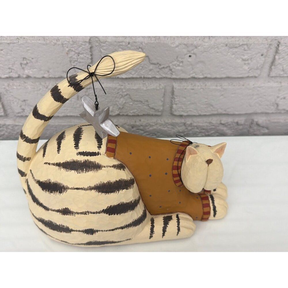 Williraye Studio Hand-Crafted Hand- Painted Resin Cat Figurine
